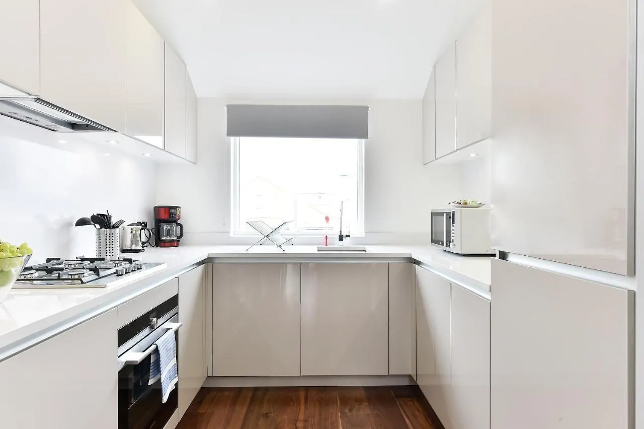 Tower Bridge City Apartments London